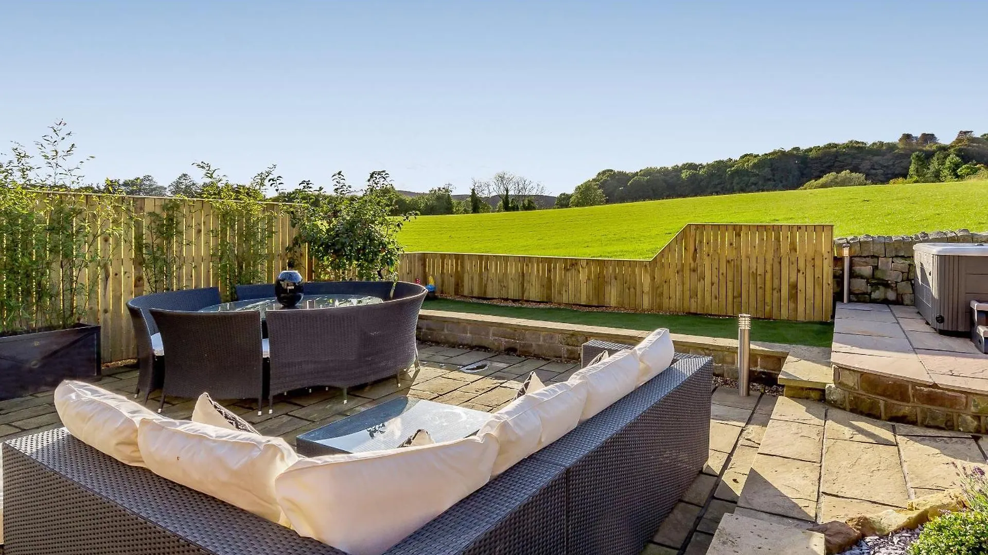 Holiday home The Old Barn Villa Cloughton